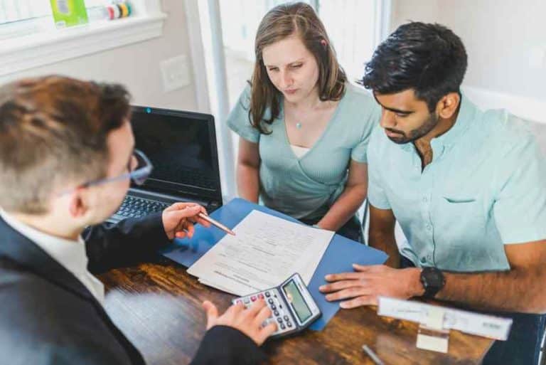 Quel est le prix d’un testament chez un notaire ? Coûts et options en