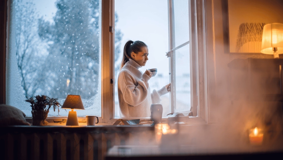En hiver, l'air intérieur de nos logements est souvent plus pollué, voici quelques conseils de spécialistes