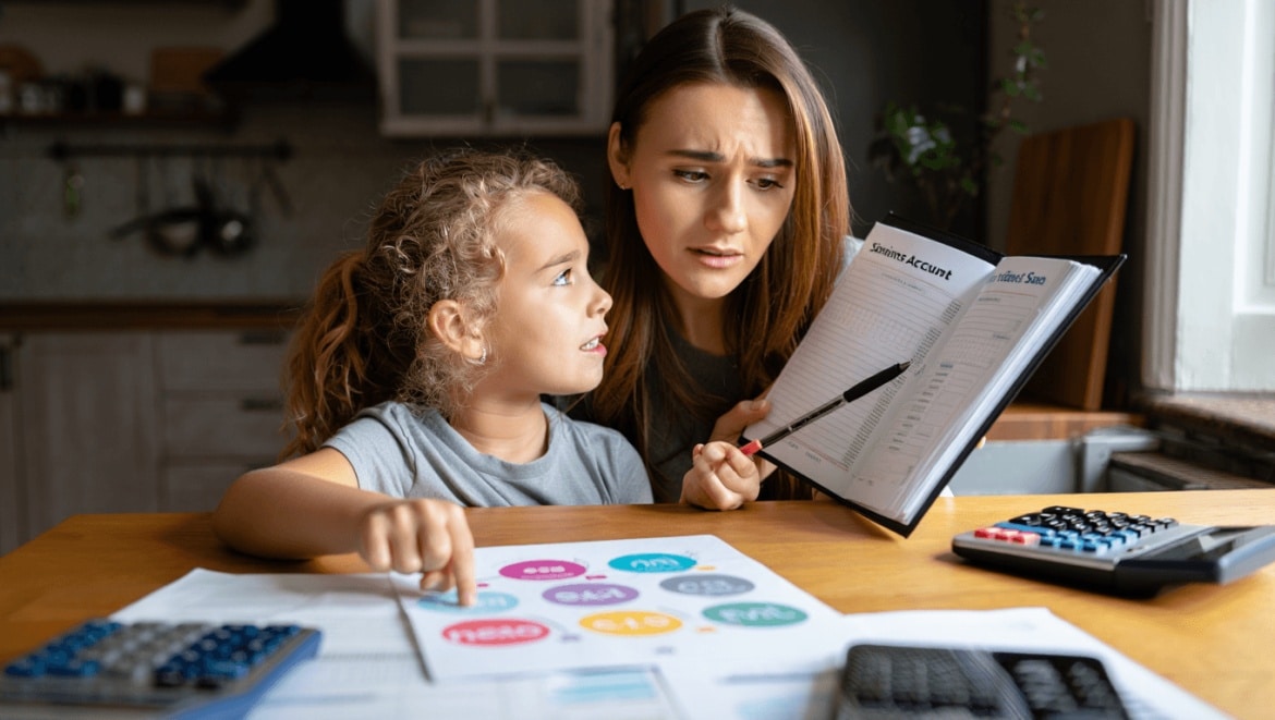 Épargne enfant : faut-il privilégier le Livret A, le PER ou les SCPI ?
