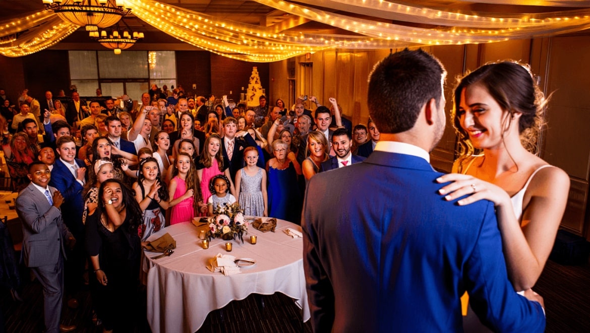 Mariage: pour les proches des futurs époux, un investissement toujours plus conséquent