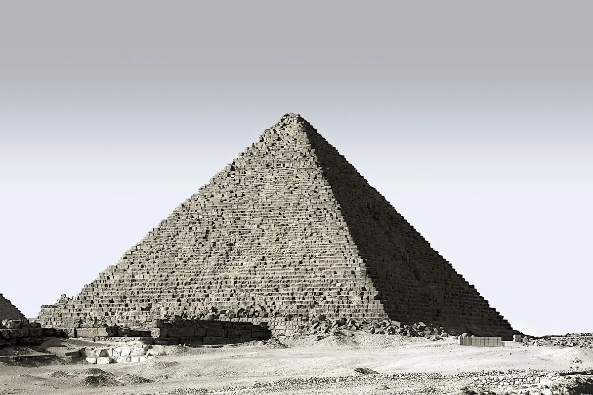 Pyramide des âges montrant la composition par tranches d'âge de la population