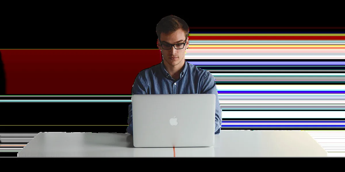 Relevés et contrats rassemblés sur un bureau pour vérification des dates
