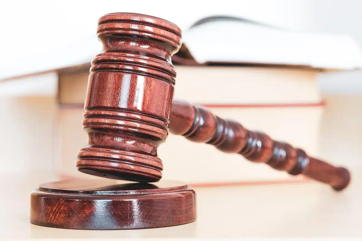 Documents et notes expliquant la prestation compensatoire dans un dossier de divorce